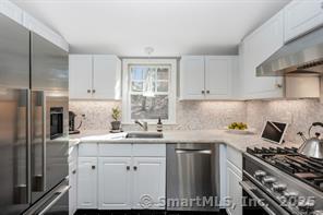 14 Cross Highway Westport CT 06880