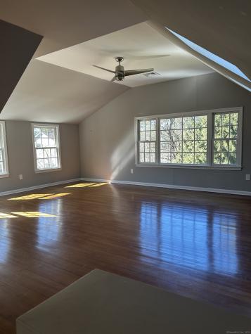 14 Cross Highway Westport CT 06880
