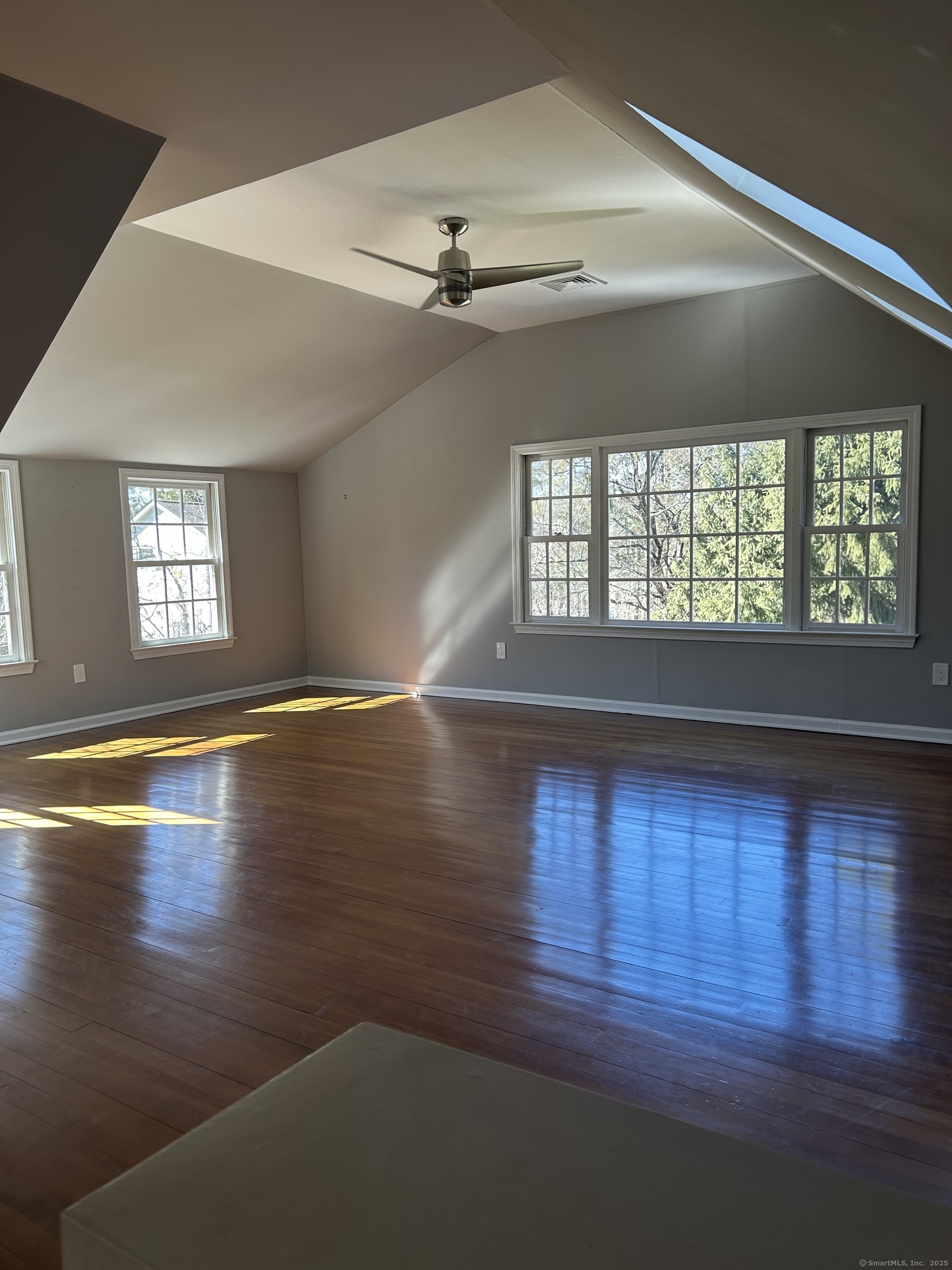 14 Cross Highway Westport CT 06880
