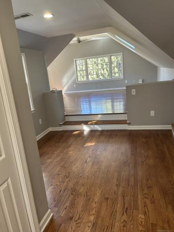 14 Cross Highway Westport CT 06880