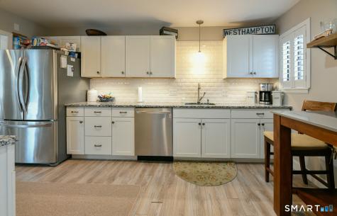 14 Currier Court Cheshire CT 06410