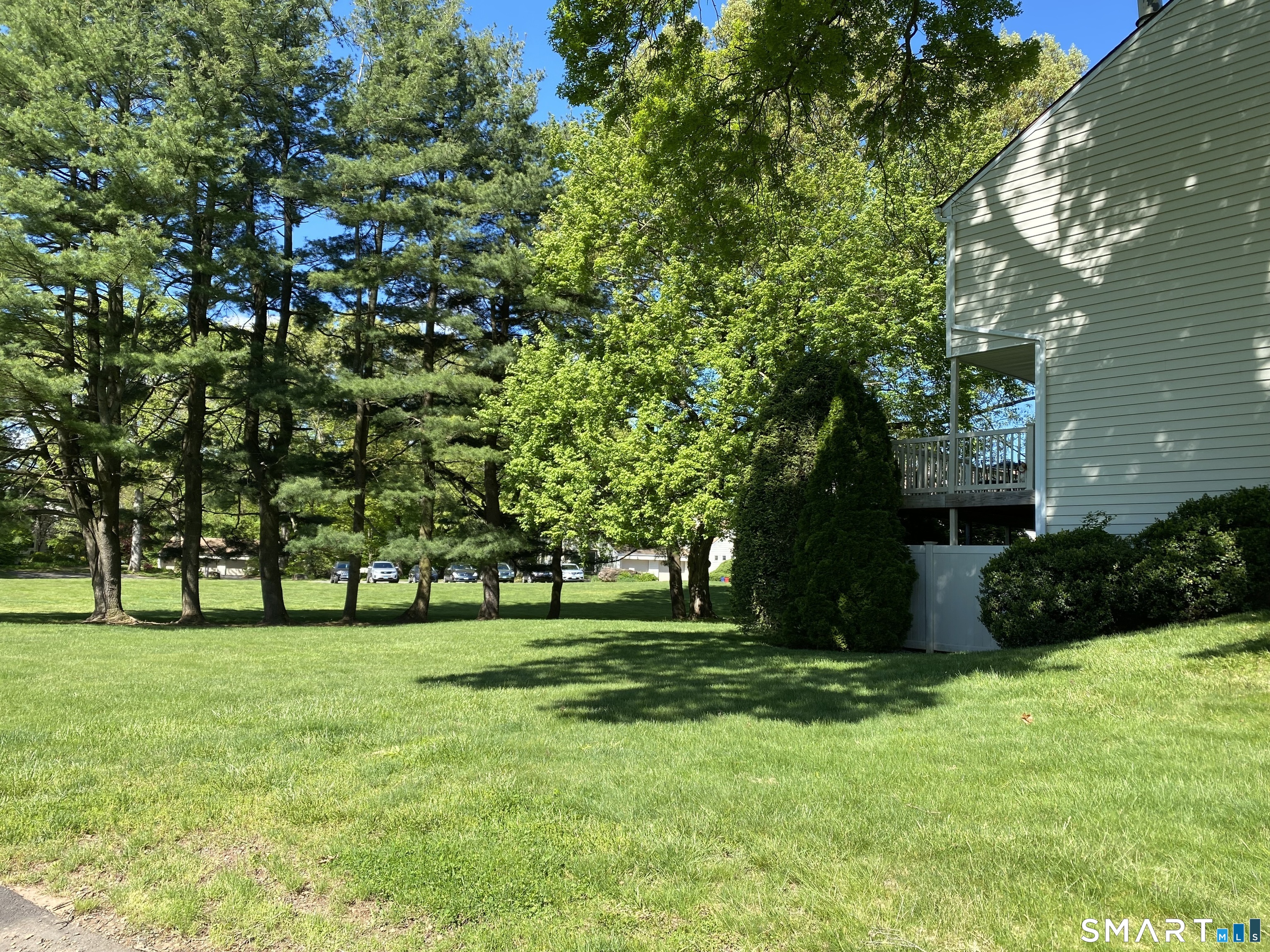 14 Currier Court Cheshire CT 06410
