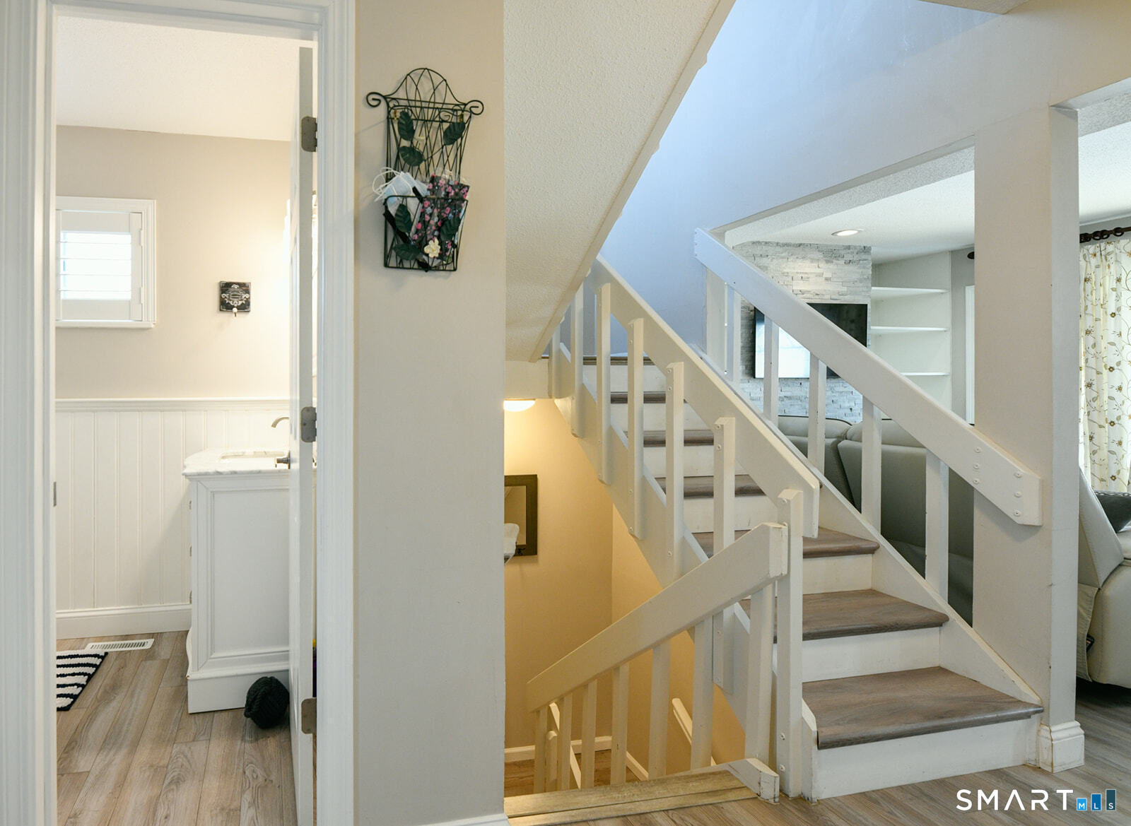 14 Currier Court Cheshire CT 06410