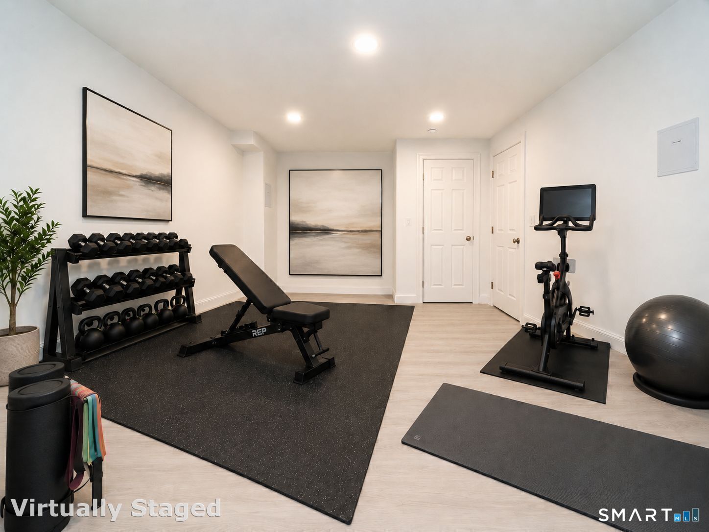 1154 Poquonnock Road Groton CT 06340