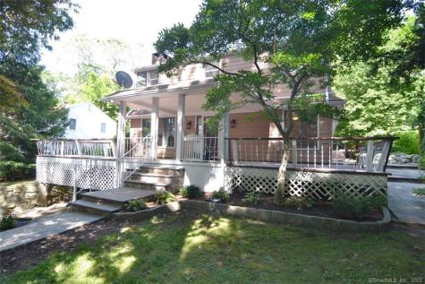 5 Hillwood Place Norwalk CT 06850
