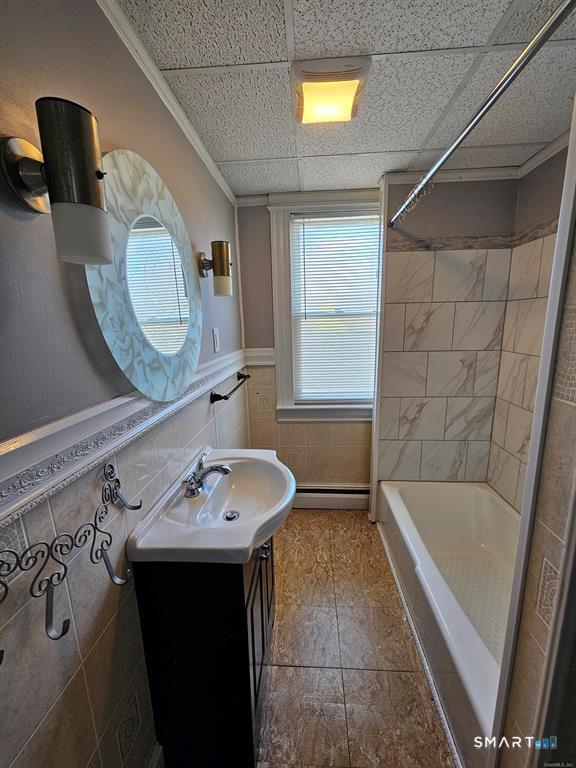 75 Vernon Street Waterbury CT 06708