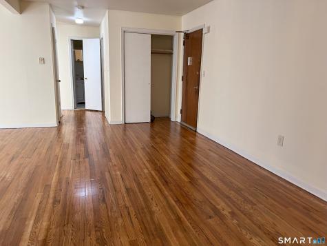 1044 Campwelll Avenue West Haven CT 06551