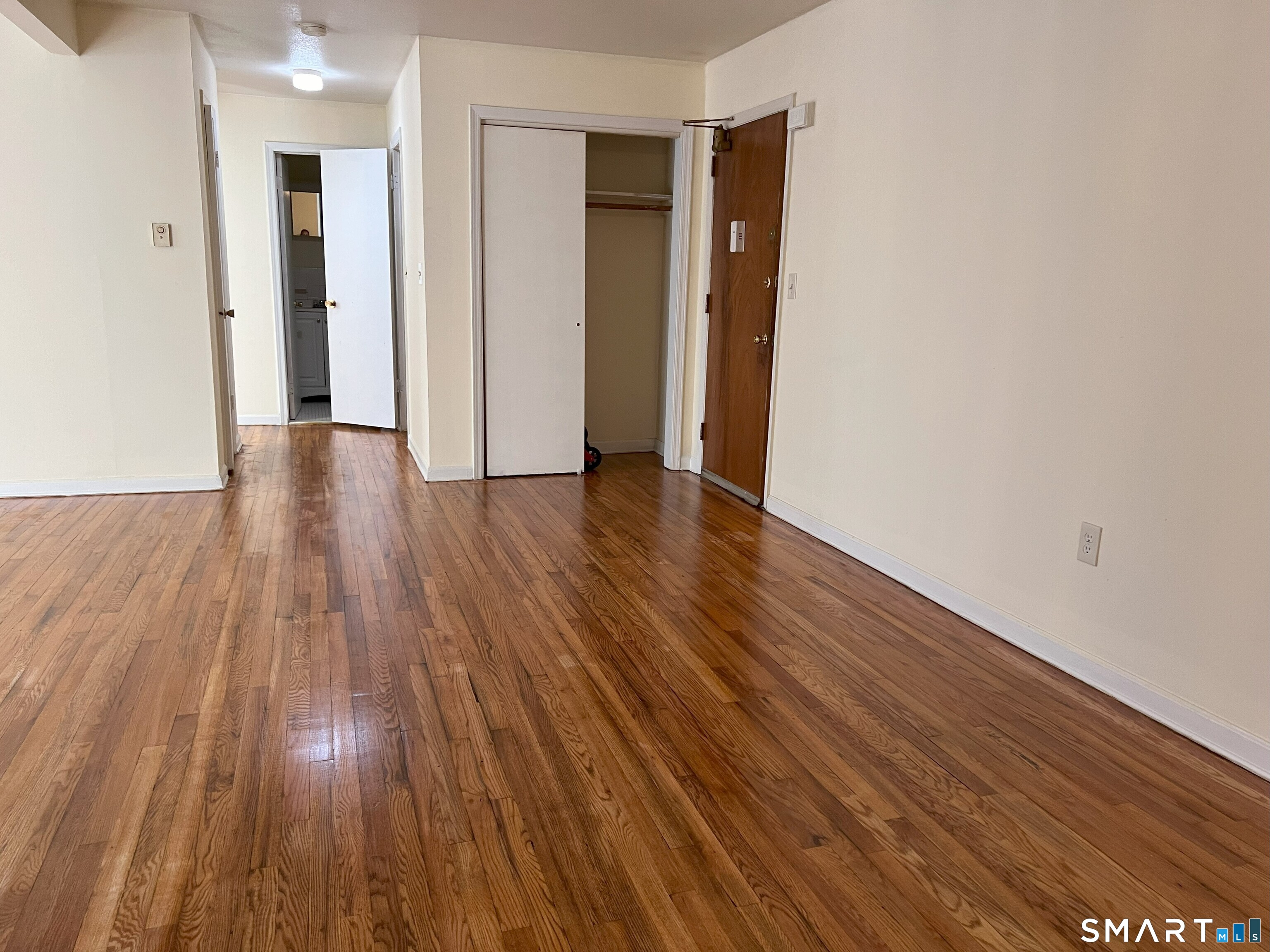 1044 Campwelll Avenue West Haven CT 06551