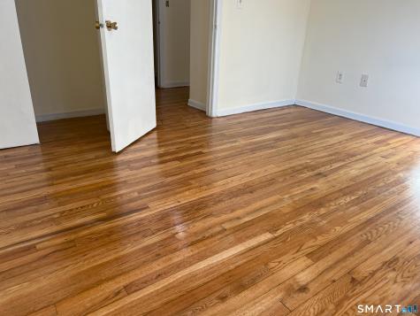 1044 Campwelll Avenue West Haven CT 06551