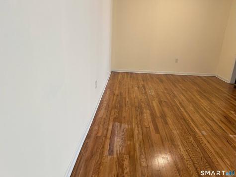 1044 Campwelll Avenue West Haven CT 06551