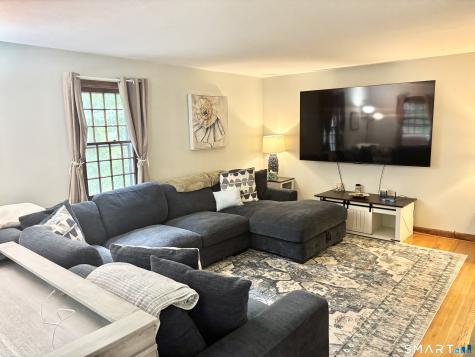 2 Oakridge Drive Old Lyme CT 06371
