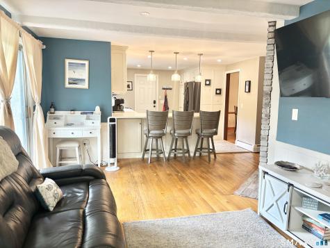 2 Oakridge Drive Old Lyme CT 06371