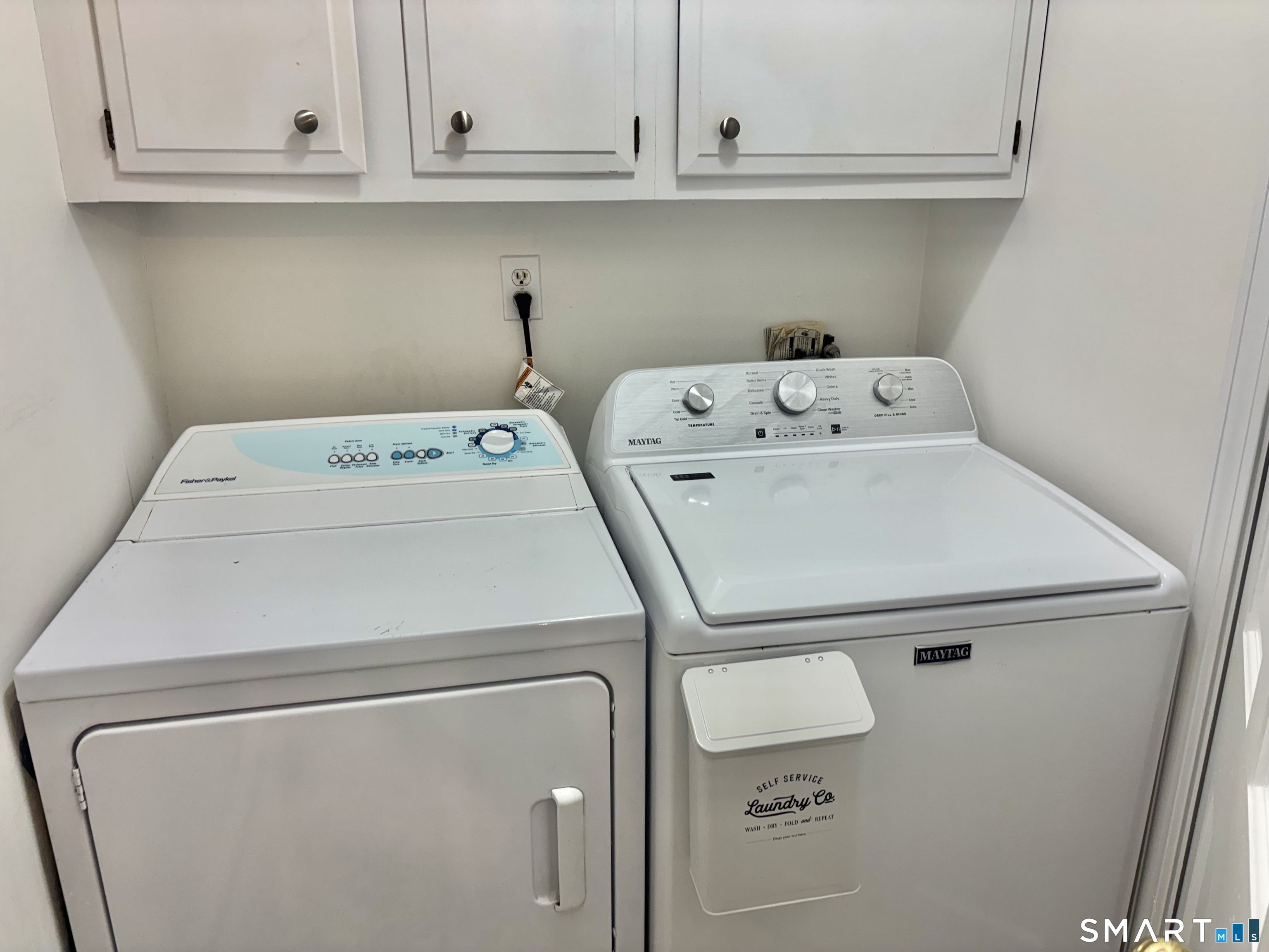 2 Oakridge Drive Old Lyme CT 06371