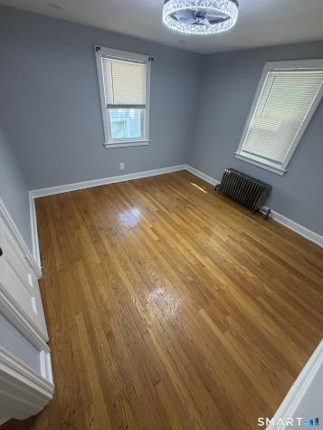 2 Barber Street Windsor CT 06095