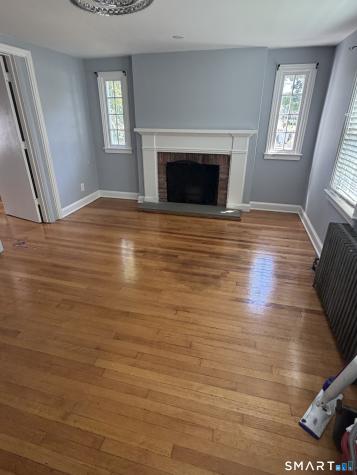 2 Barber Street Windsor CT 06095