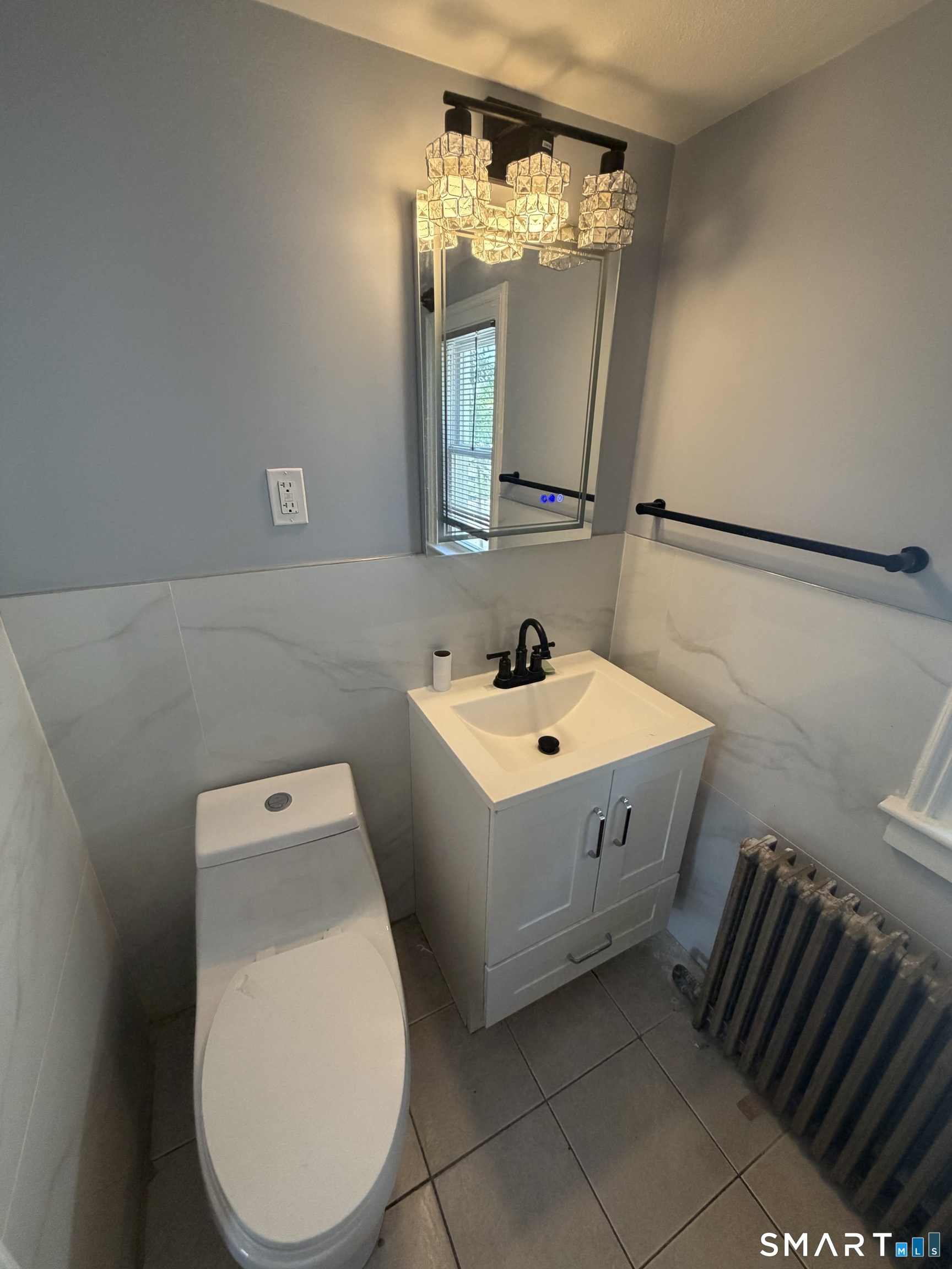 2 Barber Street Windsor CT 06095