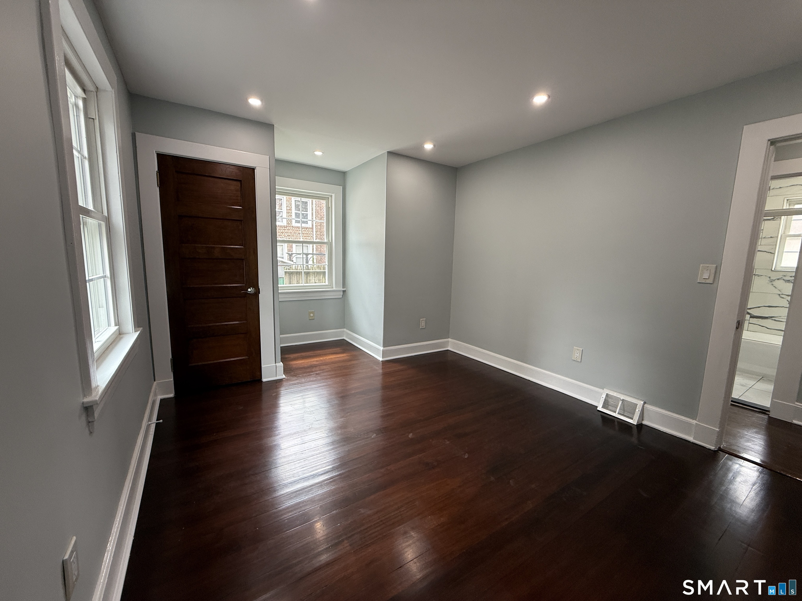 30 Hadley Street Bridgeport CT 06610