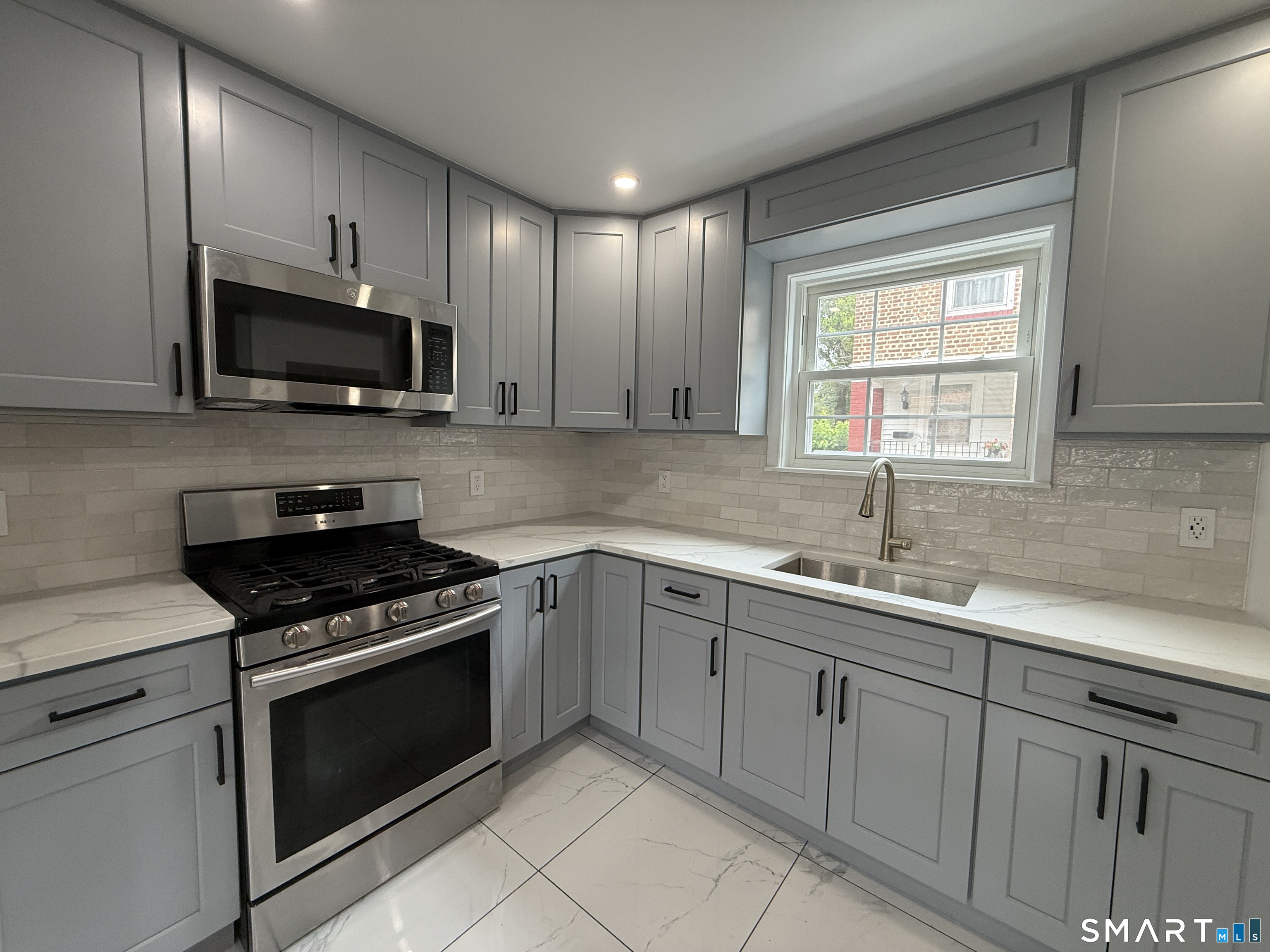 30 Hadley Street Bridgeport CT 06610