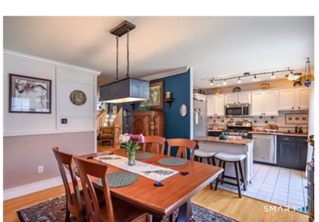 11 Mannions Lane Danbury CT 06810