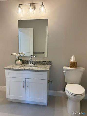 1916 Post Road Fairfield CT 06824