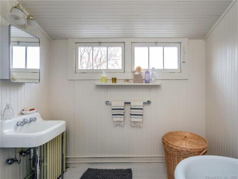 313 Maple Street Litchfield CT 06759