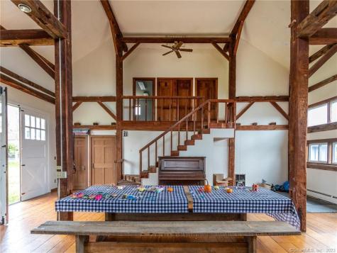 313 Maple Street Litchfield CT 06759