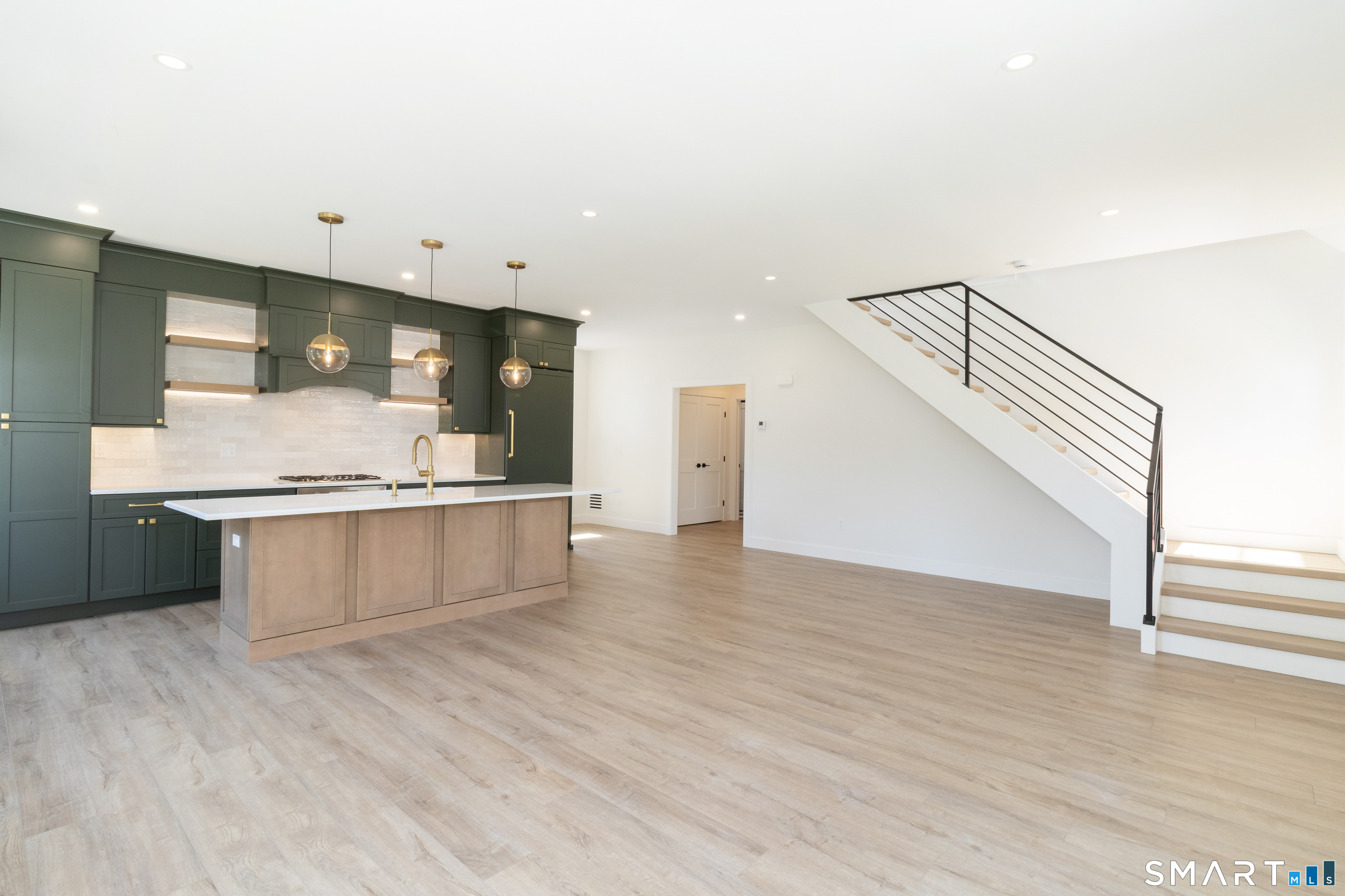 650 Main Street Branford CT 06405