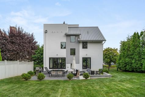 200 Hillspoint Road Westport CT 06880