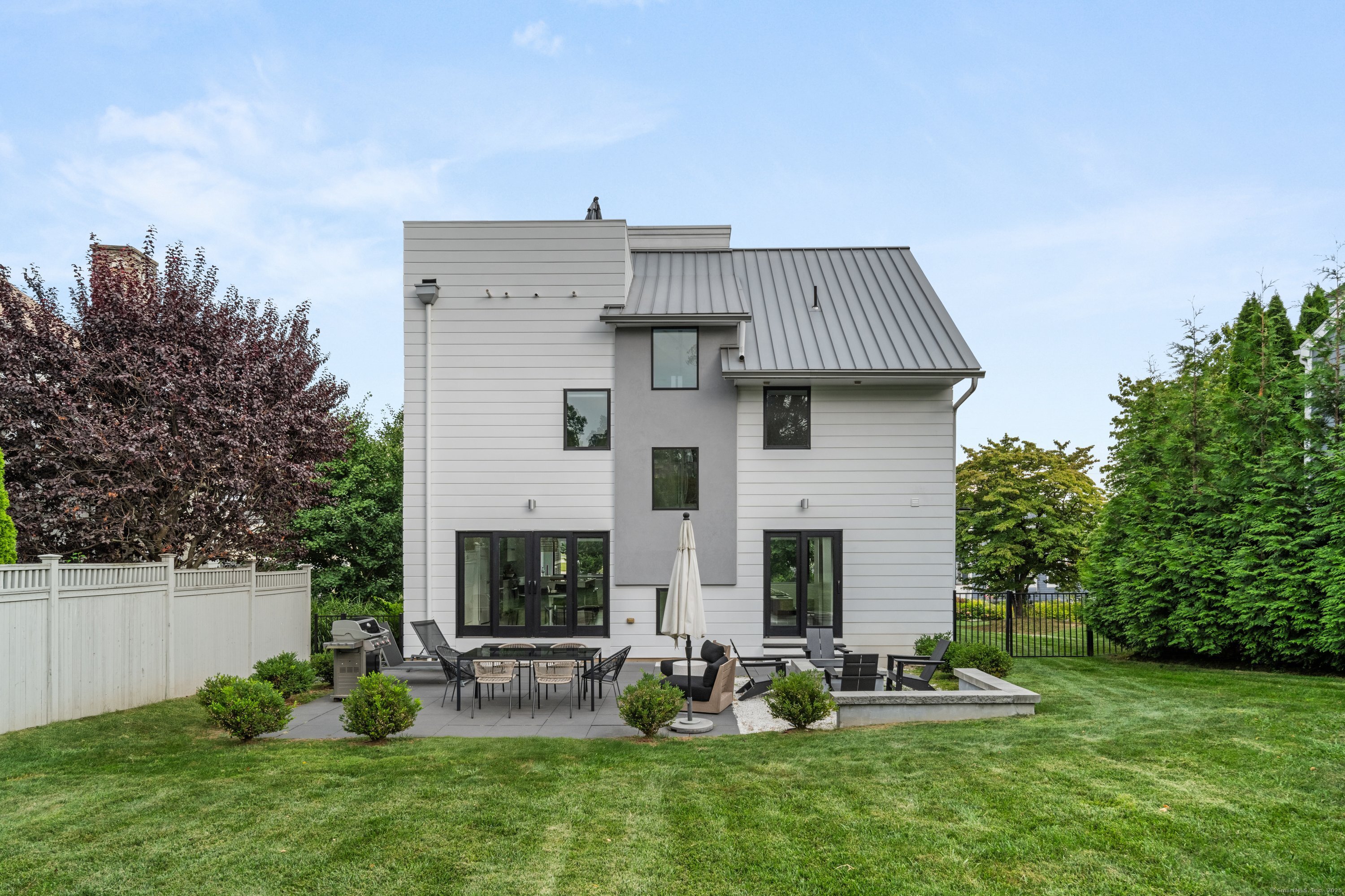 200 Hillspoint Road Westport CT 06880