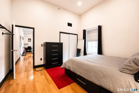196 Crown Street New Haven CT 06519