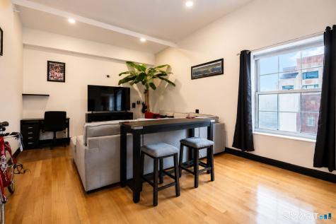 196 Crown Street New Haven CT 06519