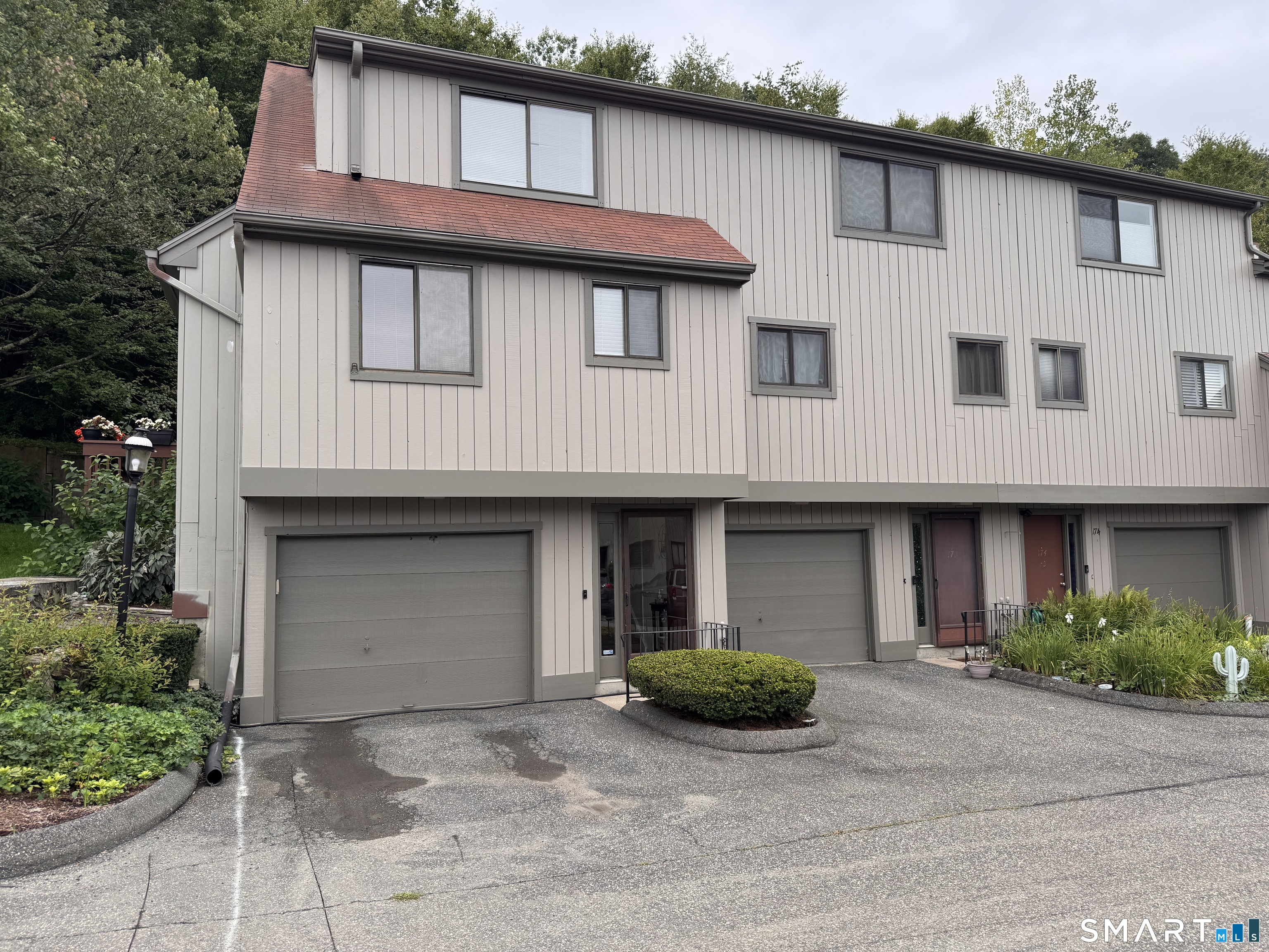 172 Beacon Hill Common Beacon Falls CT 06403