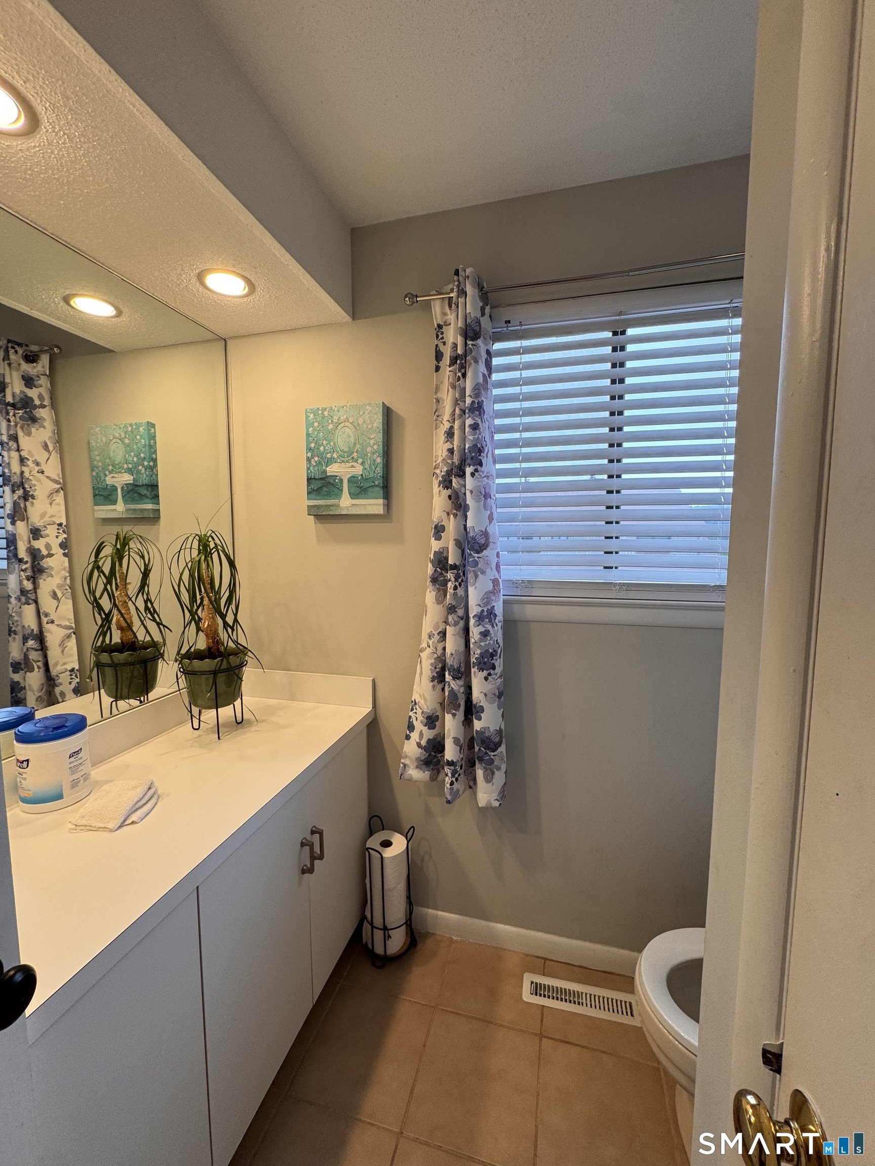 172 Beacon Hill Common Beacon Falls CT 06403