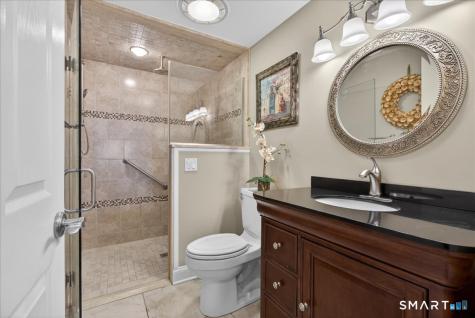 236 Clintonville Lane North Haven CT 06473