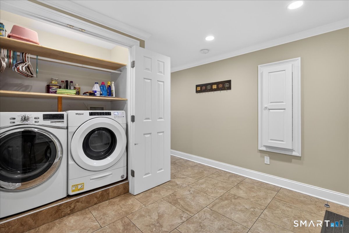 236 Clintonville Lane North Haven CT 06473