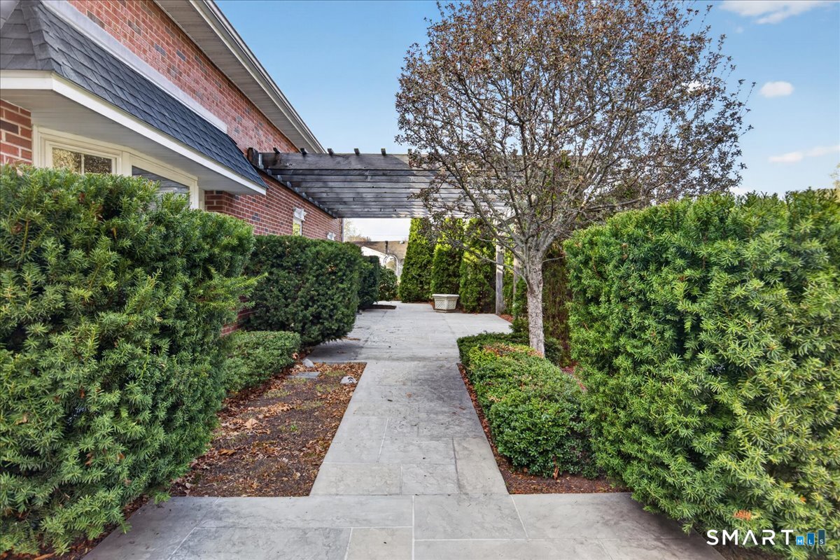 236 Clintonville Lane North Haven CT 06473