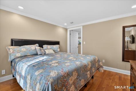 236 Clintonville Lane North Haven CT 06473