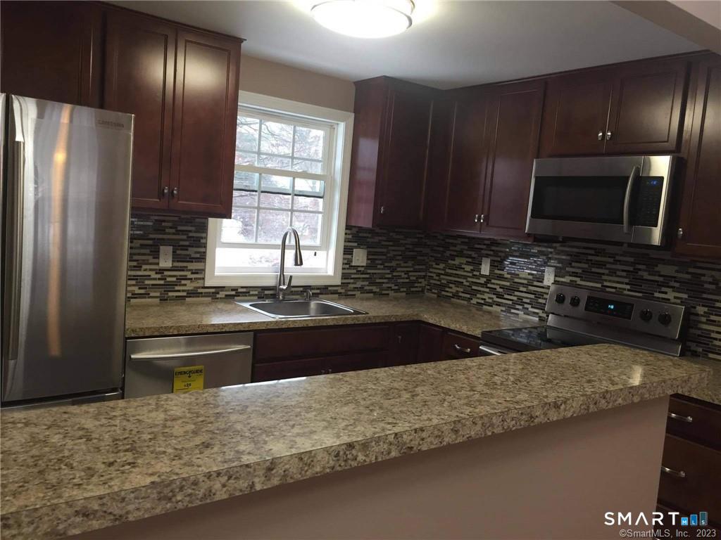 7 Grandview Drive Farmington CT 06032