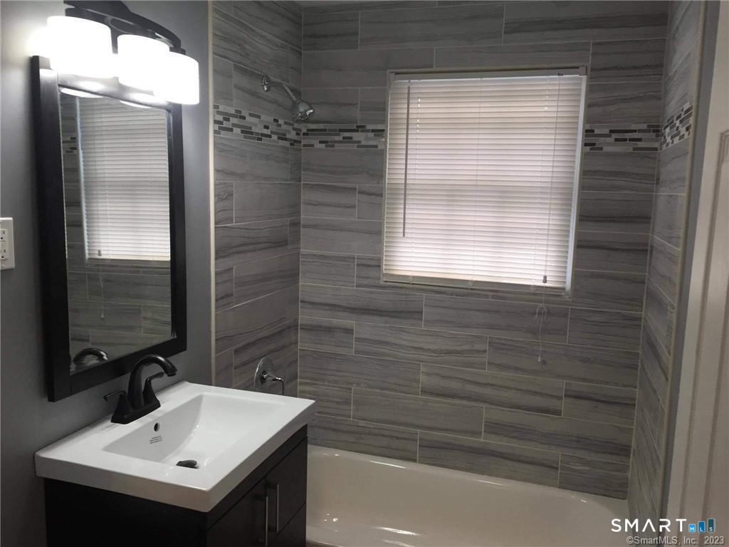 7 Grandview Drive Farmington CT 06032