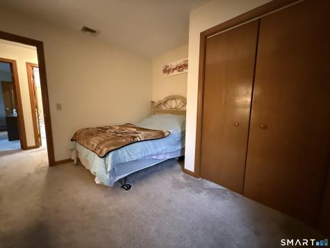 43 Hoadley Street Naugatuck CT 06770