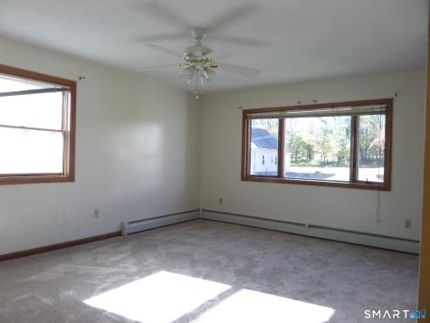 43 Hoadley Street Naugatuck CT 06770