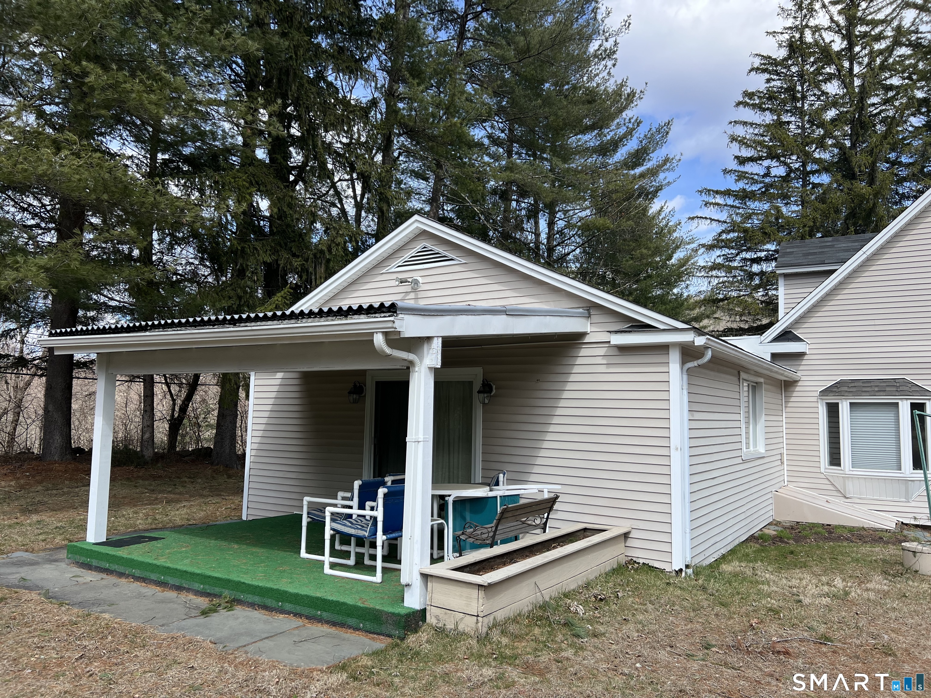 34 South Road New Hartford CT 06057