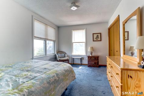 18 Atlantic Avenue Groton CT 06340