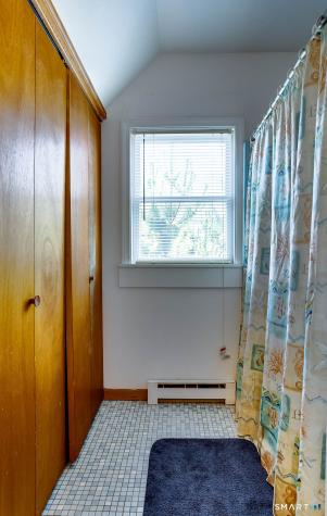 18 Atlantic Avenue Groton CT 06340