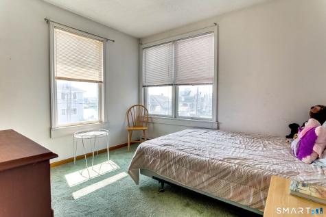 18 Atlantic Avenue Groton CT 06340