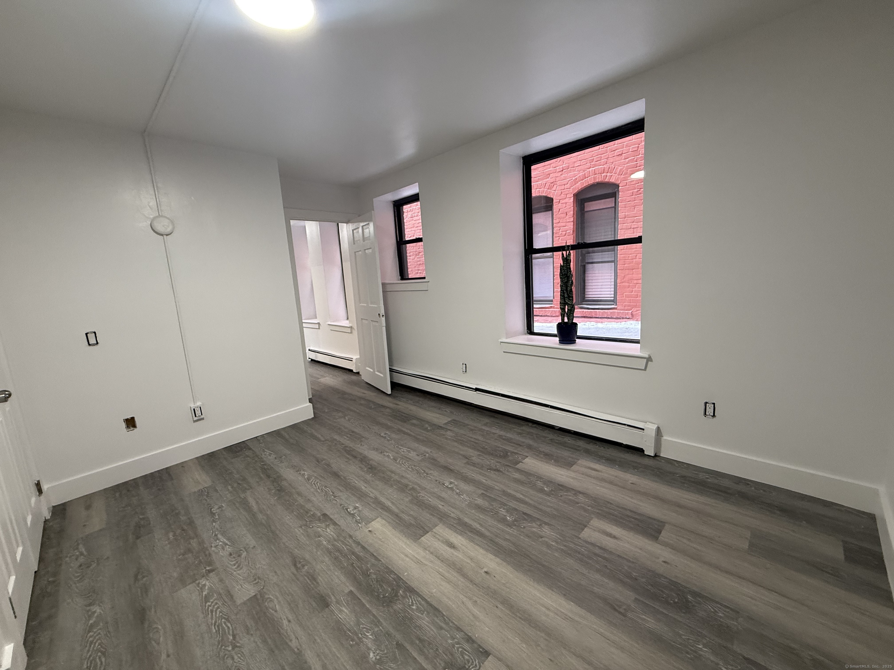 575 Bank Street New London CT 06320