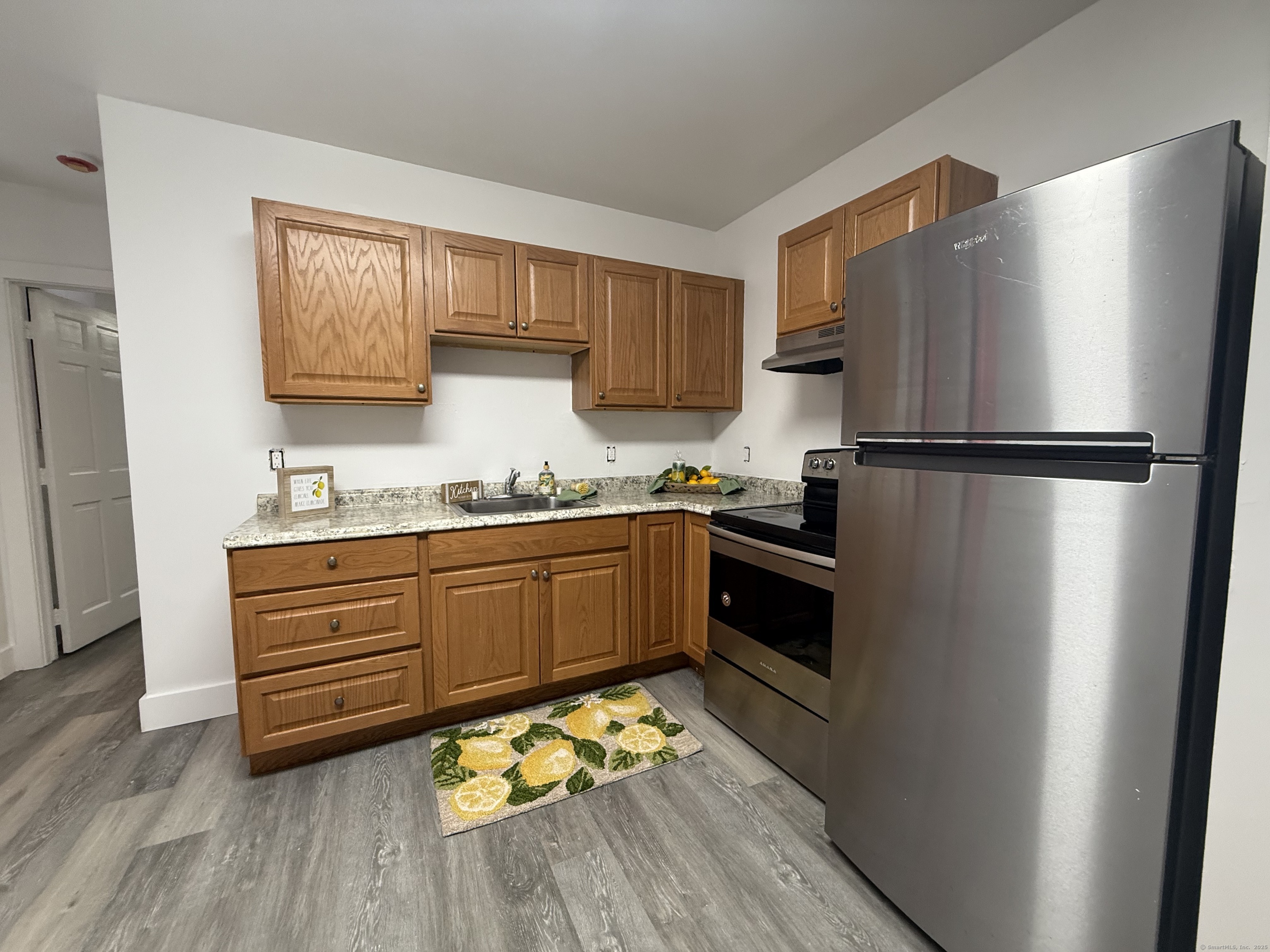 575 Bank Street New London CT 06320