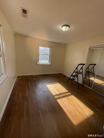 709 Ryon Street Bridgeport CT 06606