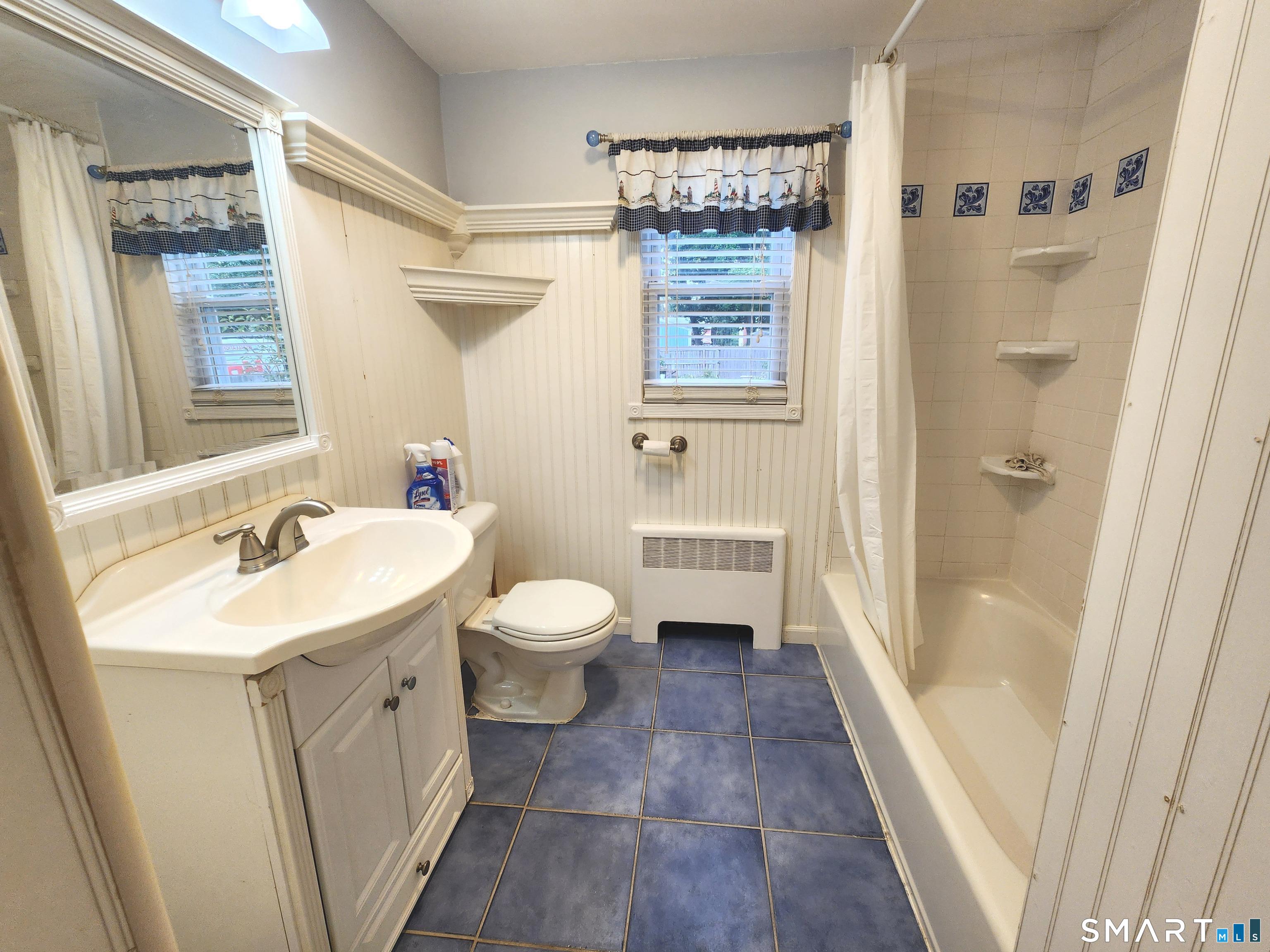 20 Victoria Road Manchester CT 06040