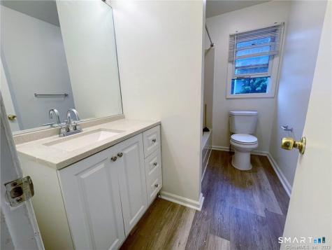 663 Newhall Street Hamden CT 06517